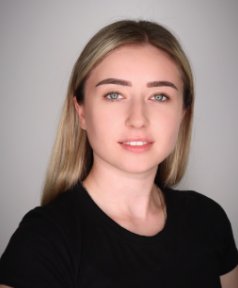 Sasha Yakhontova